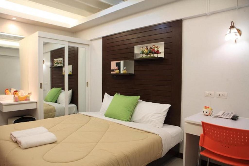 Huay Kaew Palace 1 Hotel Chiang Mai Exterior photo